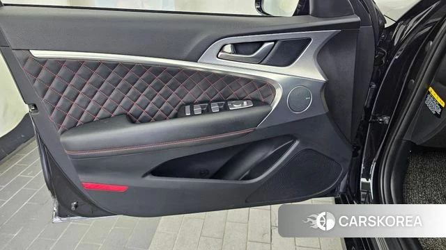 Genesis G70 id 4732916 из Кореи 16