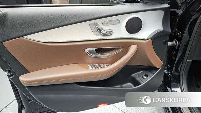 Mercedes-Benz E-Class W213 id 4524970 из Кореи 16