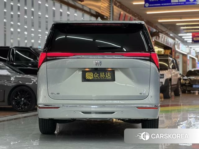 Buick GL8 id 3920599 из Китая 16