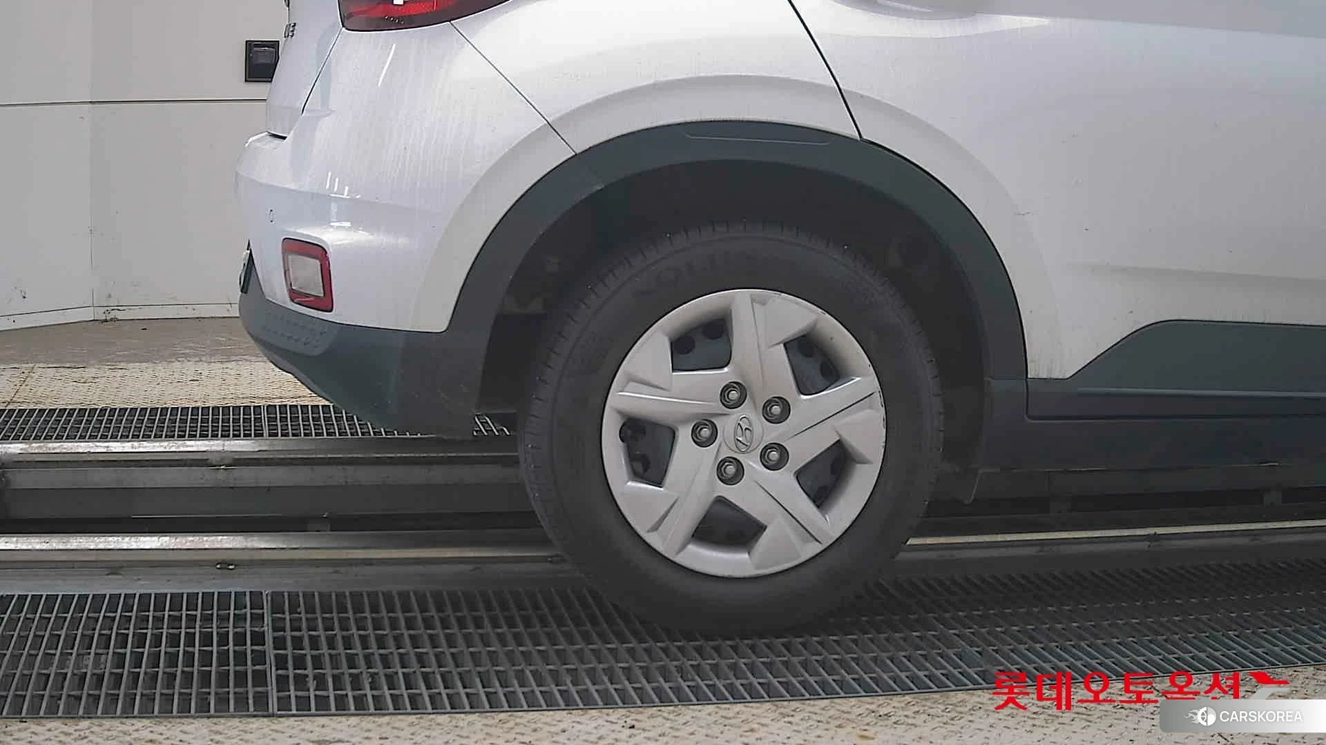 Hyundai Venue id 4902487 из Кореи 16