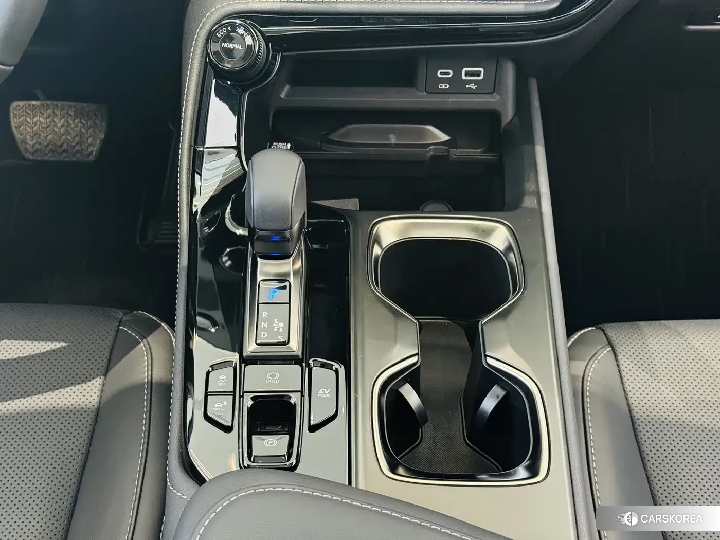 Lexus NX id 4546059 из Китая 16