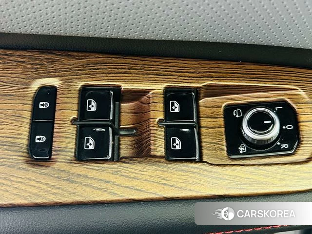 Volkswagen Tourang id 4256151 из Китая 16