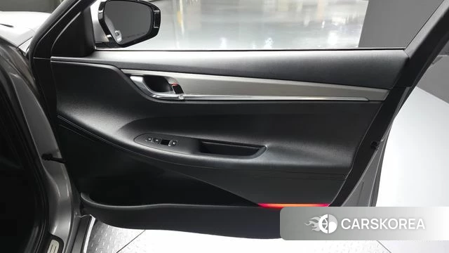Hyundai The New Grandeur IG id 4641705 из Кореи 16