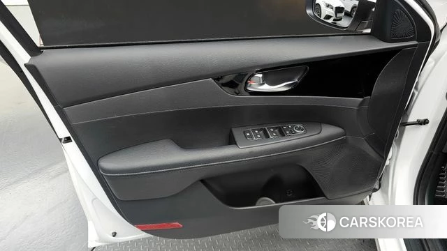 Kia The New K3 2nd generation id 4308882 из Кореи 16