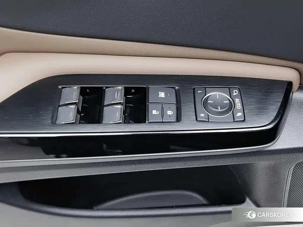 Lexus ES id 4669263 из Китая 16
