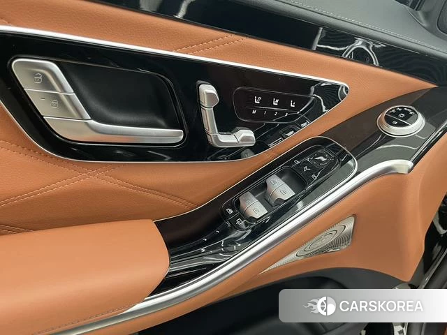 Mercedes-Benz Maybach S-class id 4321276 из Китая 16