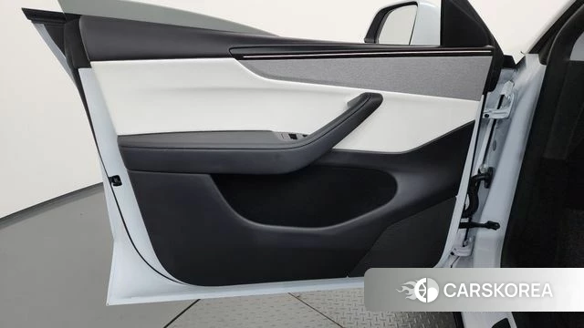 Tesla Model Y id 4847248 из Кореи 16