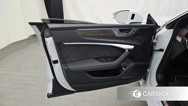 Audi A7 (4K) id 4429325 из Кореи 16