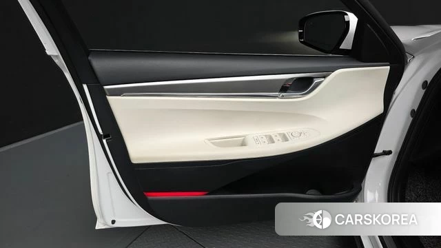Hyundai The New Grandeur IG id 4463619 из Кореи 16