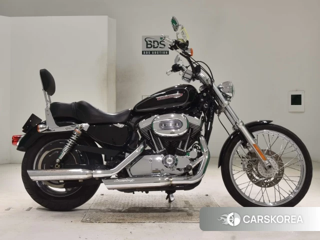 Проданный Harley-Davidson Sportster XL1200C 2010 из Японии, фото 2