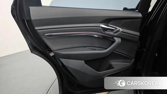 Audi e-Tron id 4721279 из Кореи 17