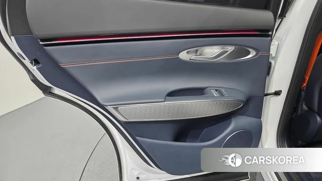 Genesis GV70 id 4590320 из Кореи 17