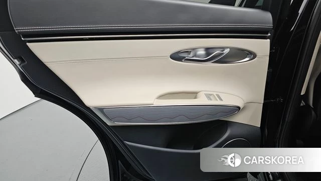 Genesis GV70 id 4316905 из Кореи 17