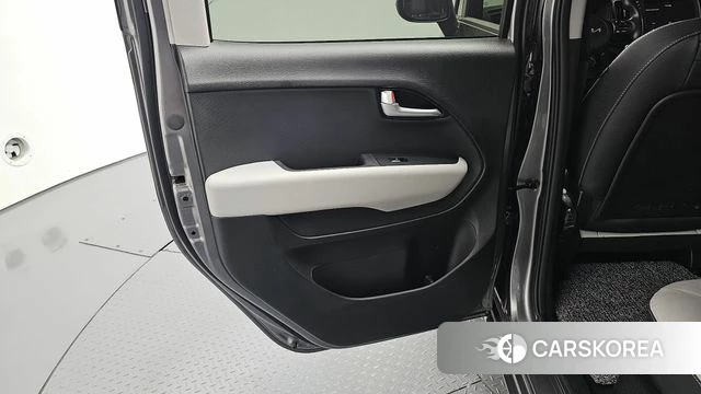 Kia The New Kia Ray id 4223077 из Кореи 17