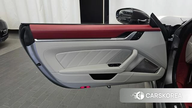 Porsche 911(992) id 4863667 из Кореи 17