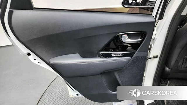 Kia Niro EV id 4294278 из Кореи 17