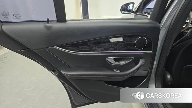 Mercedes-Benz E-Class W213 id 4667657 из Кореи 17