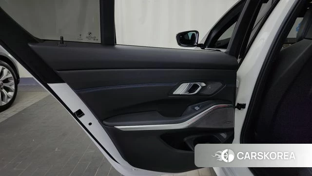 BMW 3 Series (G20) id 4631191 из Кореи 17