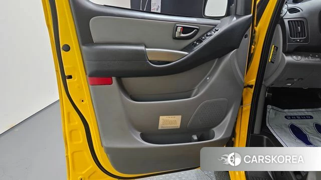 Hyundai The New Grand Starex id 4557850 из Кореи 17