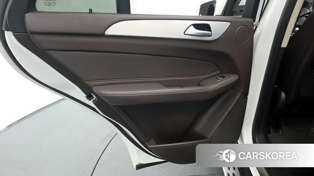 Mercedes-Benz GLE - Class W166 id 4363331 из Кореи 17