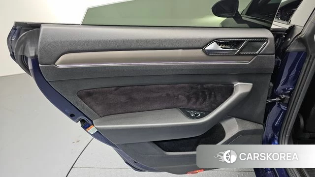 Volkswagen Arteon id 4610319 из Кореи 17