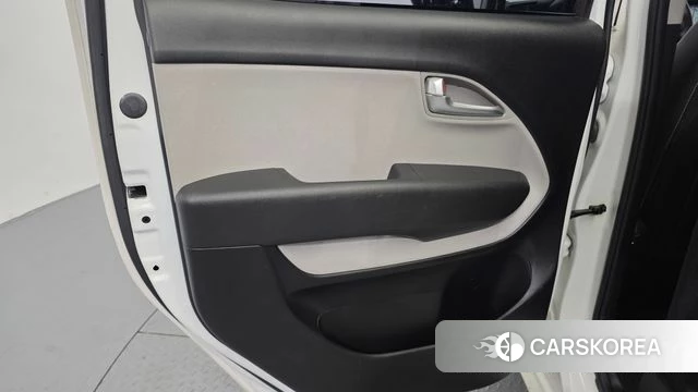 Kia The New Kia Ray id 4687531 из Кореи 17