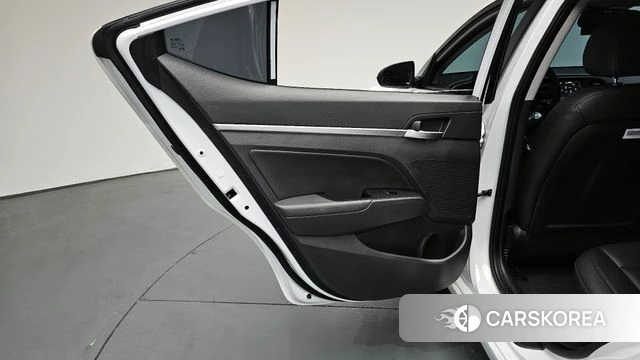 Hyundai The New Avante AD id 4339494 из Кореи 17