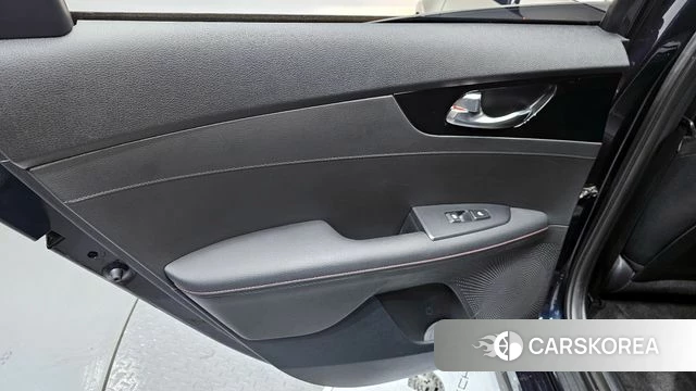 Kia Come New K3 id 4338978 из Кореи 17