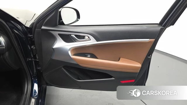 Genesis G70 id 4470966 из Кореи 17