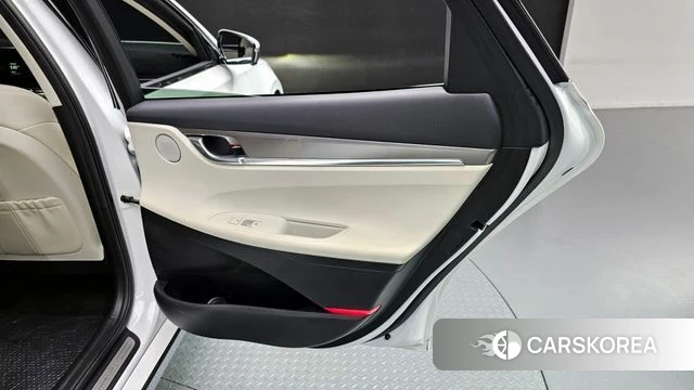 Hyundai The New Grandeur IG Hybrid id 4362062 из Кореи 17
