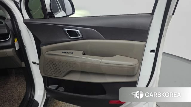 Kia The New Carnival 4th Generation id 4421717 из Кореи 17