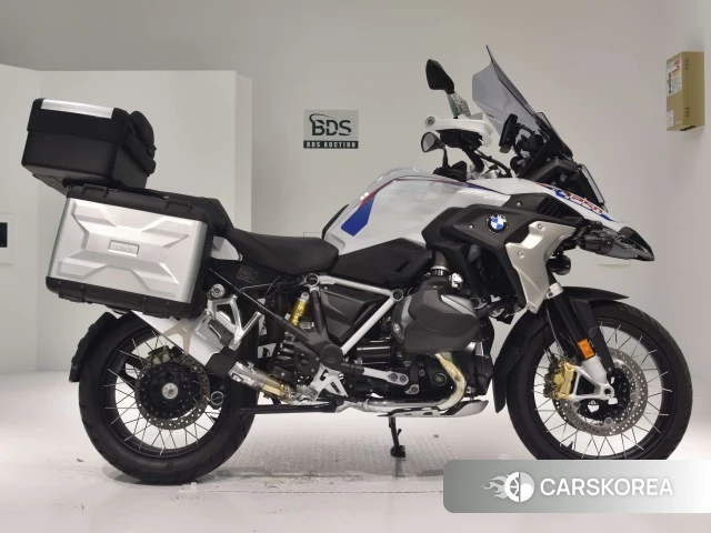 Проданный BMW R1250GS 2022 из Японии