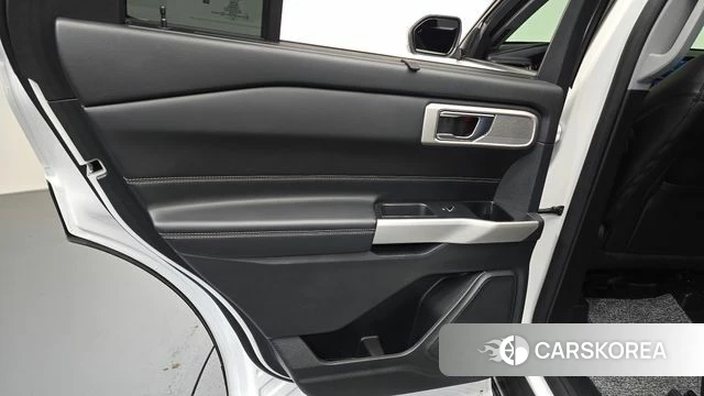 Ford Explorer 6th Generation id 4632192 из Кореи 17