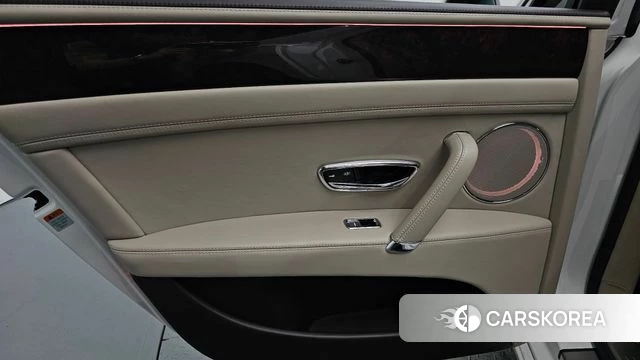 Bentley Flying Spur 2nd Generation id 4620539 из Кореи 17