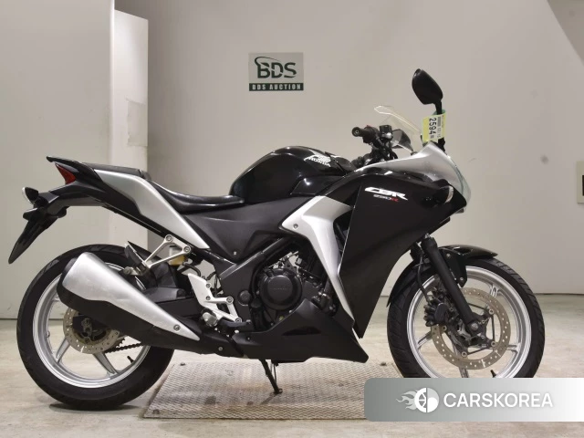 Проданный Honda CBR250R 2011 из Японии, фото 2