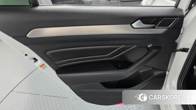Volkswagen Passat GT (B8) id 4562352 из Кореи 17