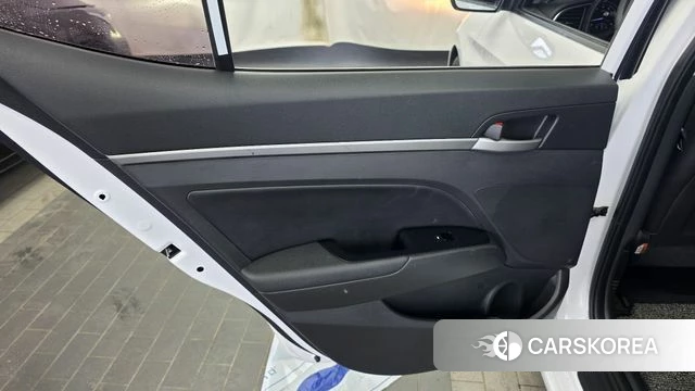 Hyundai Avante AD id 4557953 из Кореи 17