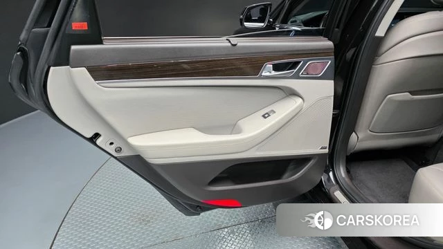 Genesis G80 id 4285630 из Кореи 17