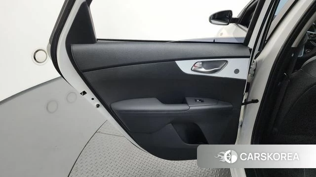 Kia The New K3 2nd generation id 4650288 из Кореи 17