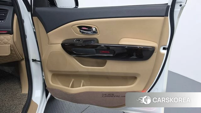 Kia The New Carnival id 4525717 из Кореи 17