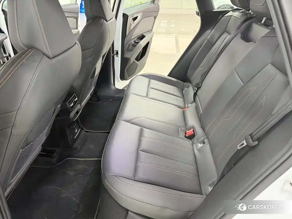 Audi Q4 e-tron id 4669431 из Китая 17