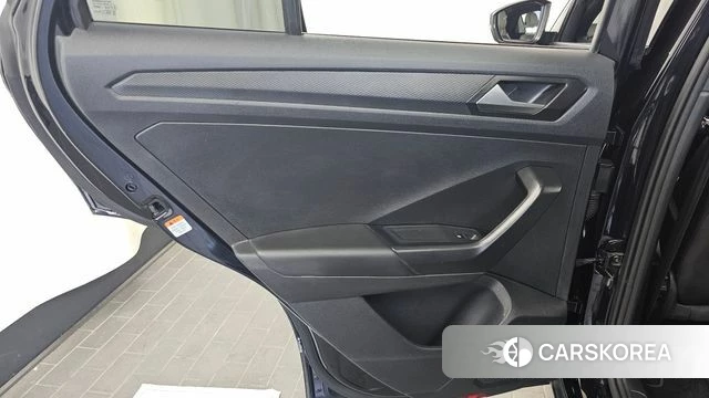 Volkswagen T-Roc id 4324262 из Кореи 17