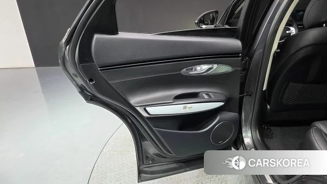 Genesis GV70 id 4283512 из Кореи 17