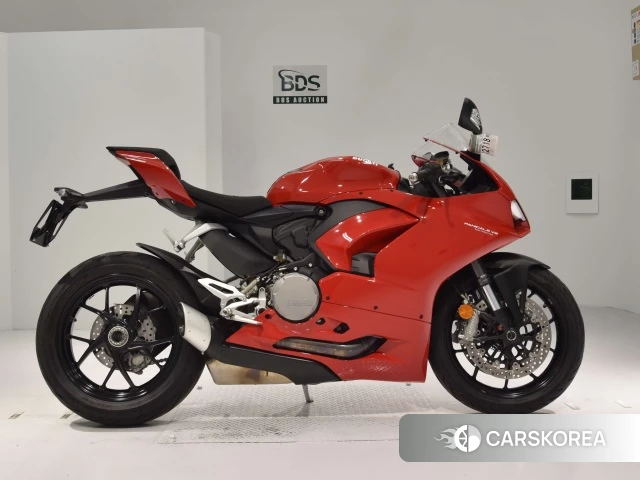 Проданный Ducati PANIGALE V2 2021 из Японии