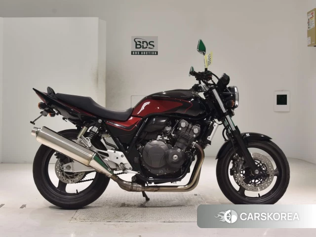 Проданный Honda CB400SF 2010 из Японии