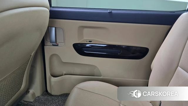 Kia The New Carnival id 4689402 из Кореи 17