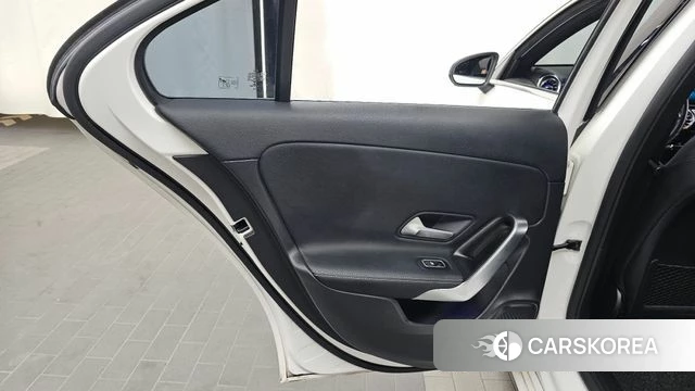 Mercedes-Benz A-Class W177 id 4683696 из Кореи 17