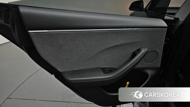 Tesla Model 3 id 4589877 из Кореи 17