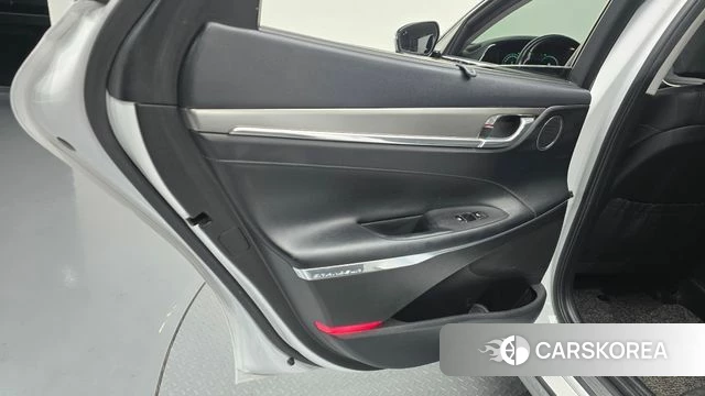 Hyundai The New Grandeur IG Hybrid id 4619816 из Кореи 17