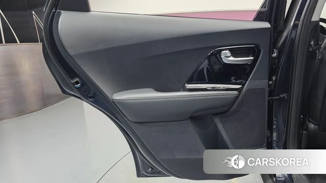 Kia Niro id 4633256 из Кореи 17